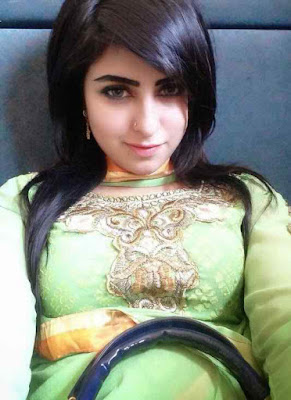 Anika Kabir Shokh BD Model Actress Selfie Photos