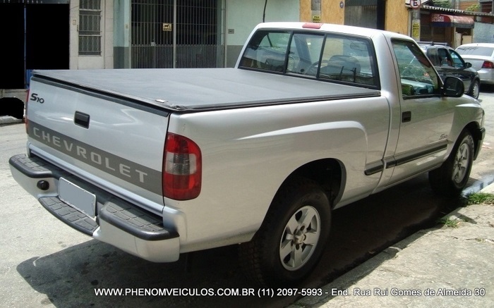 Chevrolet S-10 Cabine Simples 2003 2.4 - traseira