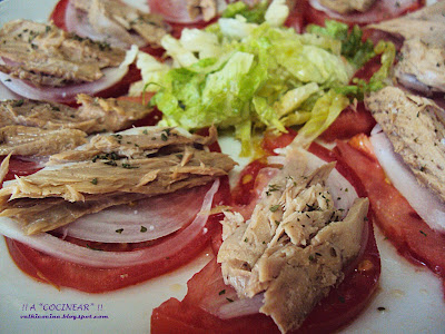 Ensaladas y guarniciones sencillas con tomate