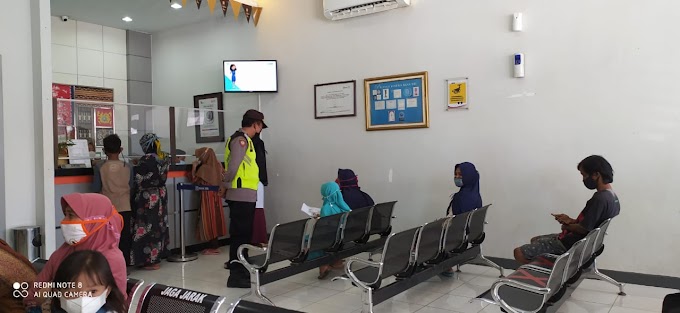 Polsek Babadan Polres Ponorogo Terus Giatkan Edukasi Protokol Kesehatan Kepada Warga Masyarakat