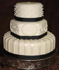 Fondant Wedding Cake Pictures