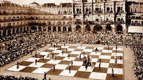 Ajedrez Viviente en la Plaza Mayor de Salamanca, 1968