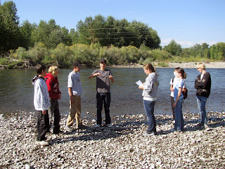 Students evaluate sediment on the Clark Fork River