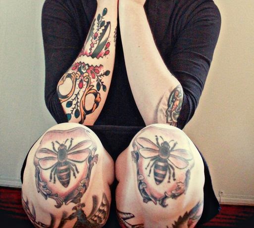 Cockroach Roaming on Women Knee Tattoos, Tattoos of Cockroach on Knee, Cockroach Design Tattoos for Leg Knee.