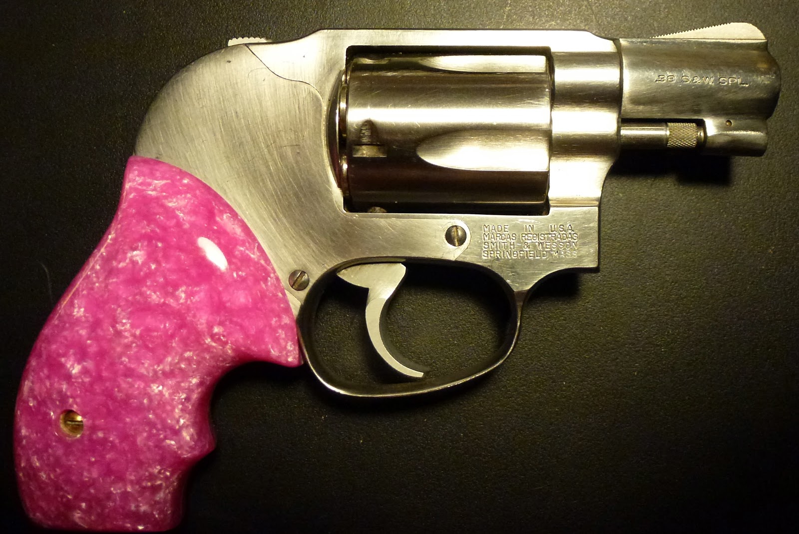 Smith  Wesson Bodyguard .38 with Eagle Grips Secret Service grips in ...