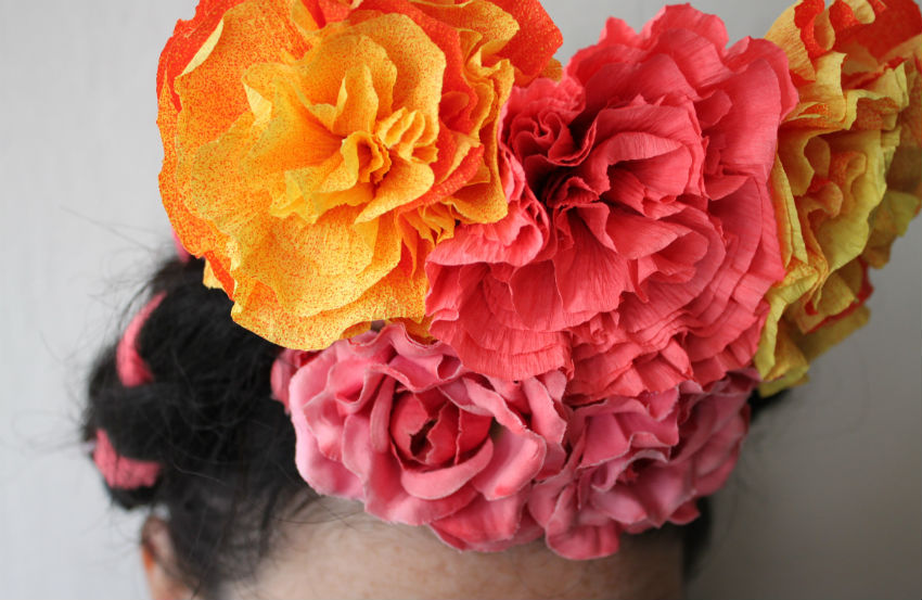 How to Make Crepe-Paper Flowers