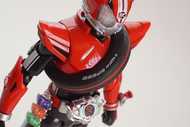 review SHF figuarts Kamen Rider Drive Type Speed tire sculpt