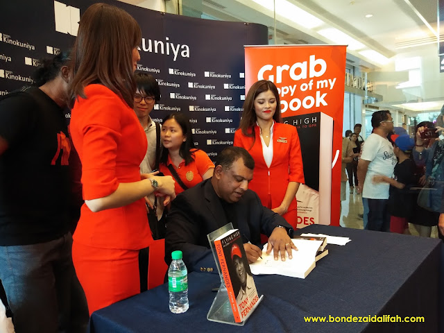 FLYING HIGH, MY STORY FROM AIRASIA TO QPR - TONY FERNANDES