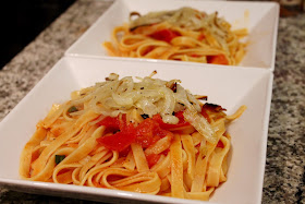 Pasta with Quick-Cooked Tomato Sauce