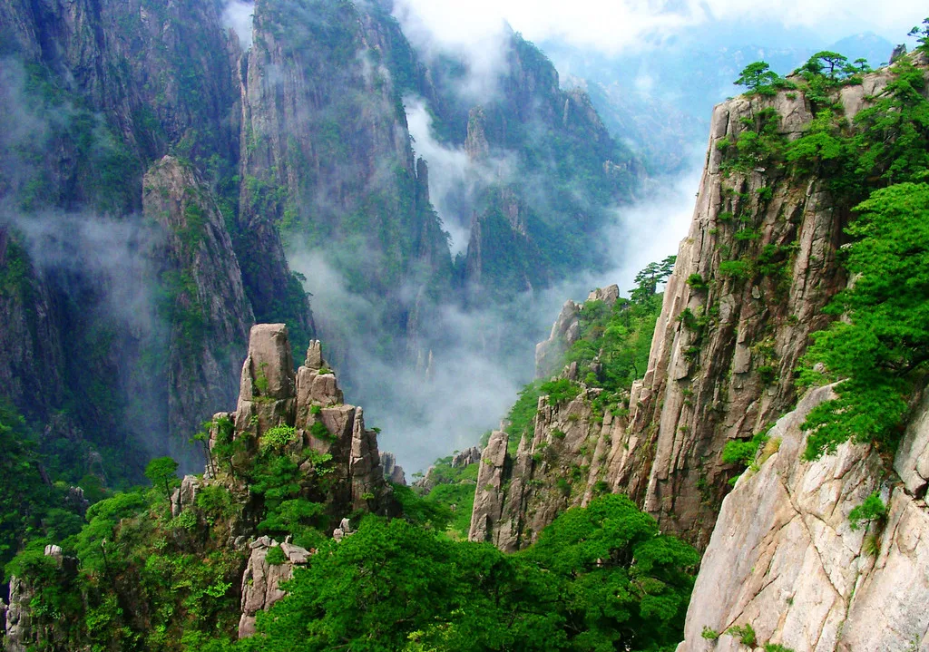 Huangshan Mountains China 3