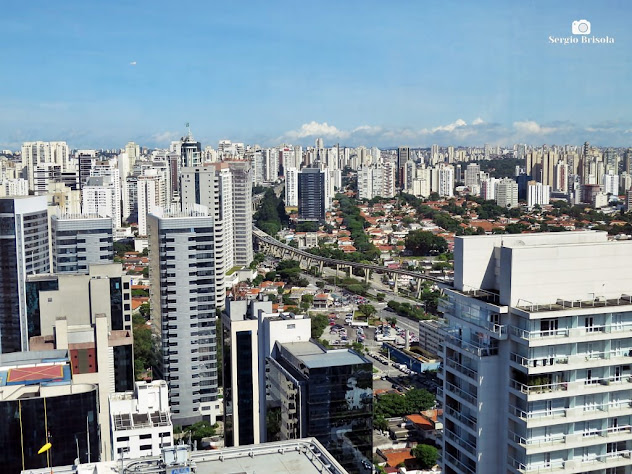 Vista superior com parte do Brooklin e do Brooklin Velho ao fundo - São Paulo