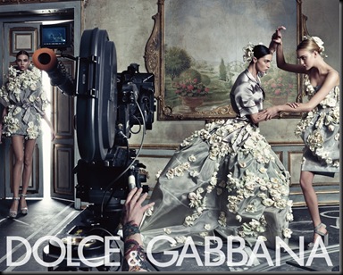 dolcegabbana_ss09_carolinetrentini_phstevenklein_04