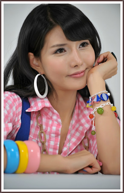 5 Cha Sun Hwa in Short Overalls-very cute asian girl-girlcute4u.blogspot.com