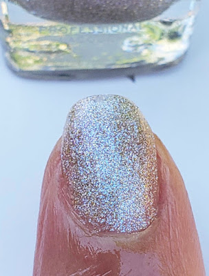 zoya celestia swatch