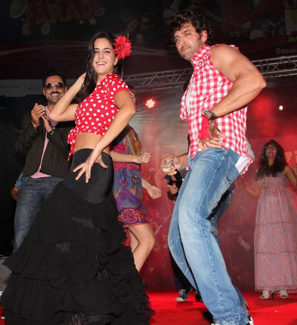 Katrina Kaif Dancing on 'Zindagi Na Milegi Dobara' MUSIC Launch Pictures