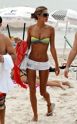 Extra Large Images: sexy Alessandra Ambrosio latest bikini pictures