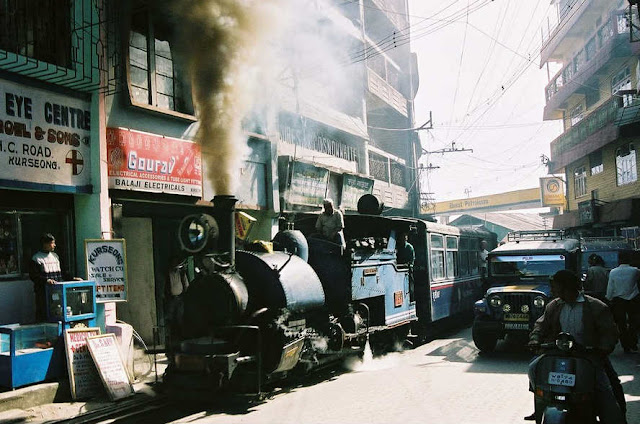 DHR Locomotive 780, with an excursion train, passing through Kurseong Bazar