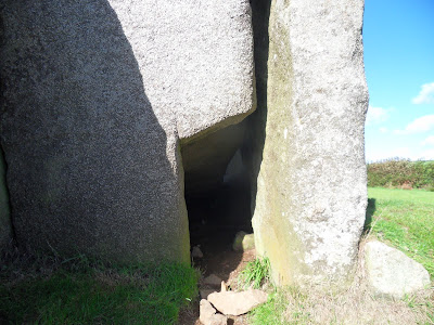 Trevethy Quoit, St Cleer