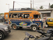 The Car Rapide is a common form of public transportation. (img )