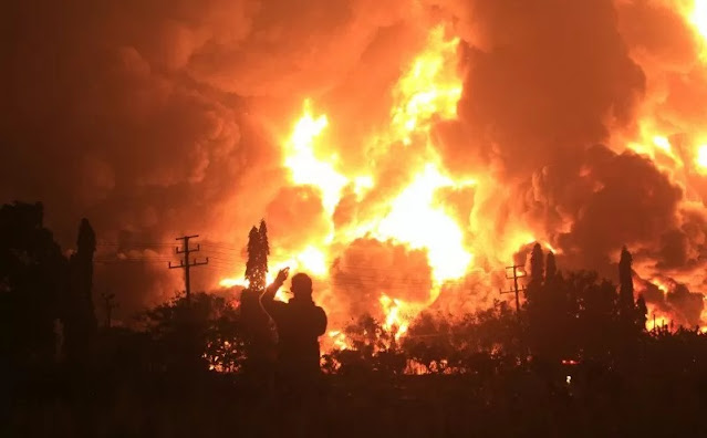 Kilang Minyak PT Pertamina RU VI Balongan Terbakar