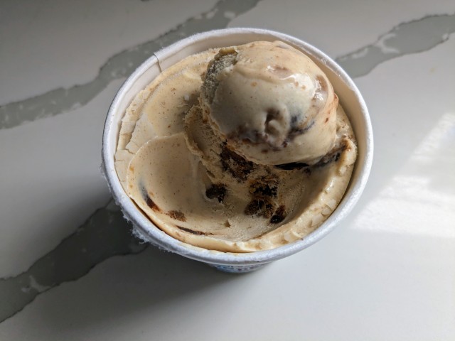 Cross-section of McConnell's Gingerbread House Dairy-Free "Ice Cream".