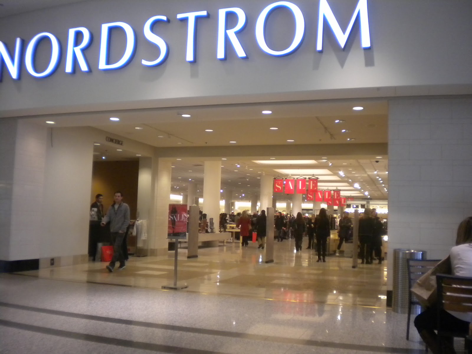 Nordstrom @ Northbridge Michigan Ave.