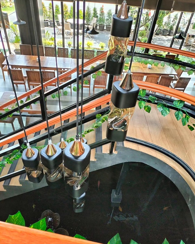 lantai 2 kalia restaurant jakarta