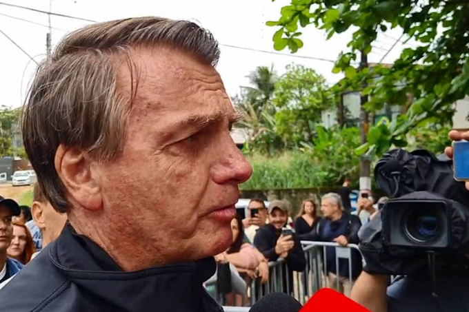 Bolsonaro afirma que está sendo 'perseguido' após relatório final da CPI 