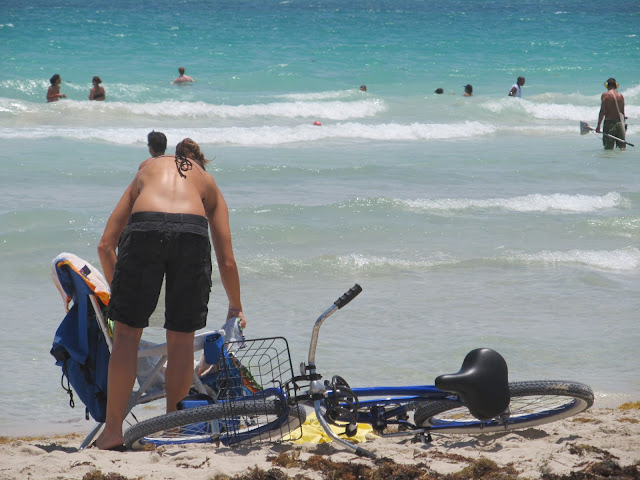 Miami Beach,blue bike,bike