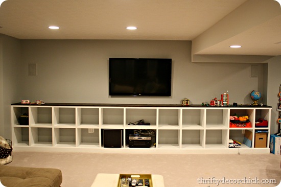  built in cubby storage