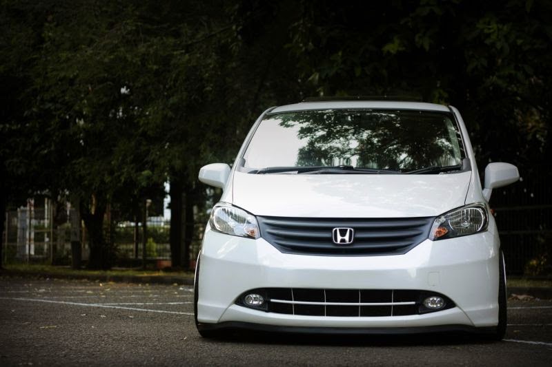 Gambar Modifikasi Mobil Honda Freed 2014