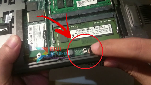 Benarkah Upgrade RAM, SSD Laptop Tanpa Cabut Baterai Bisa Merusak Komponen? Simak Penjelasannya Berikut + Video