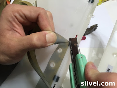 Tear Off the Rubber Layering of iBook Clamshell