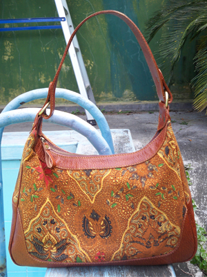 tas vintage batik kulit