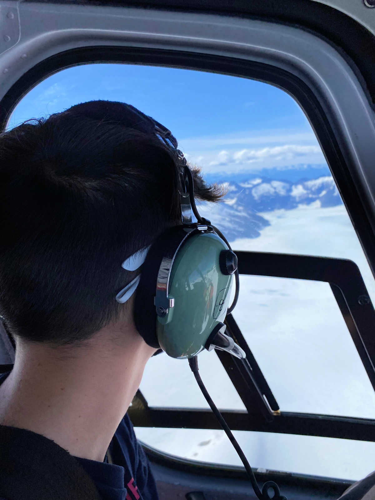 HELICOPTER MENDENHALL GLACIER