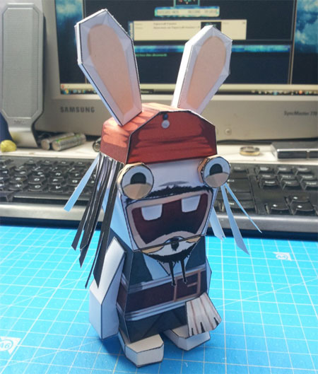 Raving Rabbid Jack Sparrow Papercraft