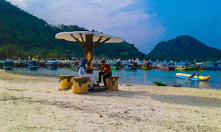 Wisata Pantai Yang Indah Di Lampung