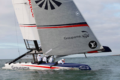 L'AC45 de Groupama Team France sous ses nouvelles couleurs.