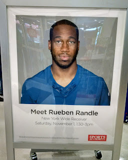 Rueben Randle Sports Authority Autograph Signing