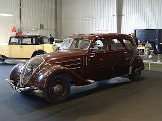 2022.09.17-091 Peugeot 402 berline