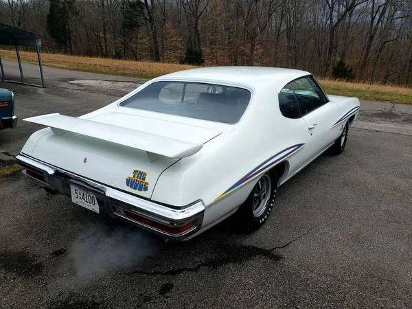 1970 Pontiac GTO Judge Ram Air III rear end