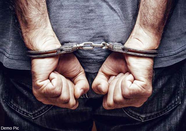 प्रयागराज में रुपयों के लिए तोड़ा व्यापारी का हाथ, थाना घेराव के बाद हुई आरोपी की गिरफ्तारी