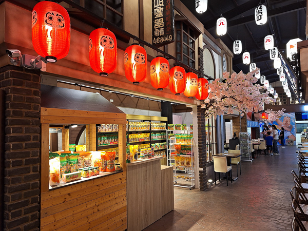 宜蘭礁溪九湯町拉麵博物館全台首家，充滿日本風的拉麵街