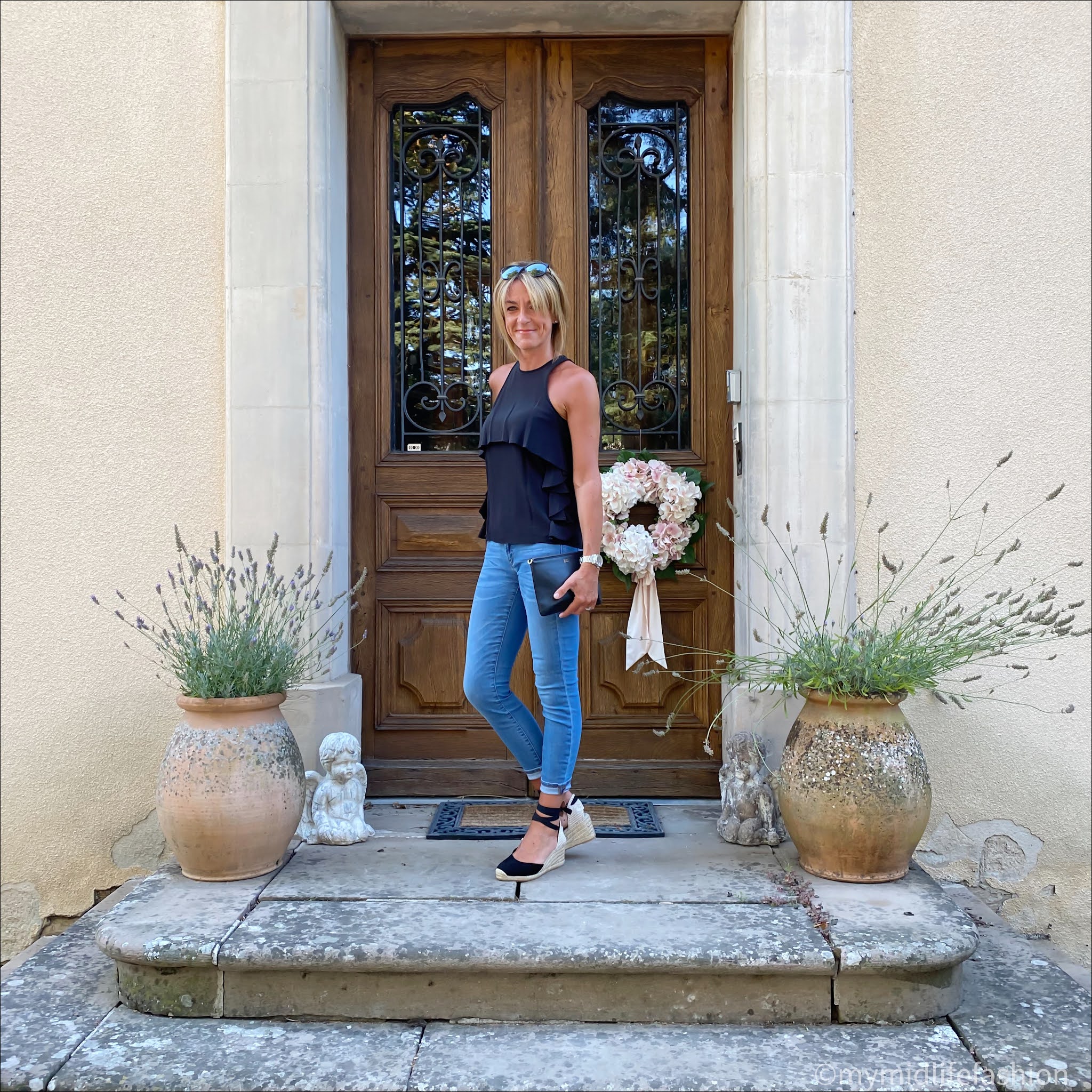 my midlife fashion, tibi silk ruffle top, boden Cassie espadrille wedges, j crew 8 inch toothpick skinny jeans, aurora London willow bag
