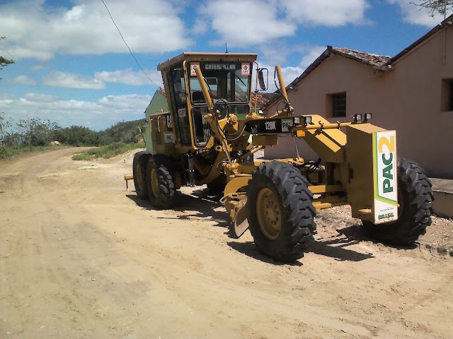 PREFEITURA MUNICIPAL DE CUITÉ RECUPERA ESTRADAS DA ZONA RURAL