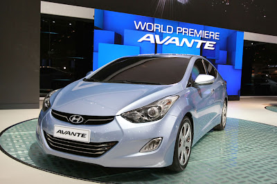 2011 Hyundai Avante Luxury Sedan