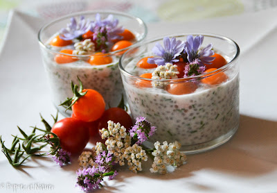 Pudding chia au chèvre frais, à la ciboulette et aux tomates cerise © Popote et Nature