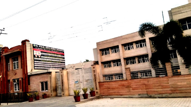 Dr M K K Arya Model School