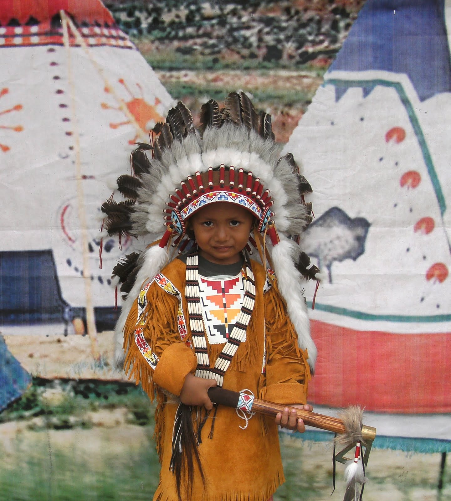  Gambar  Kepala Suku  Indian  Apache 