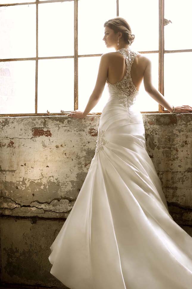 Havenâ€™t found the absolute perfect dress for your big day? Then you ...